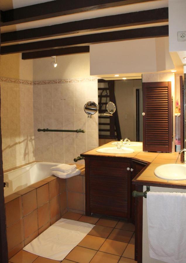 Le Cellier De Beaulieu, Au Pied De La Cite, Maison De Vacances Avec Climatisation Et Jacuzzi Carcassonne Exteriör bild